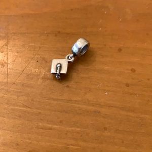 Dangle graduation cap charm